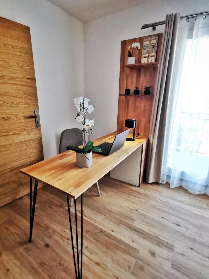 Ferienwohnung Le 79 Reflet De La Marne Noisy-le-Grand Exterior foto